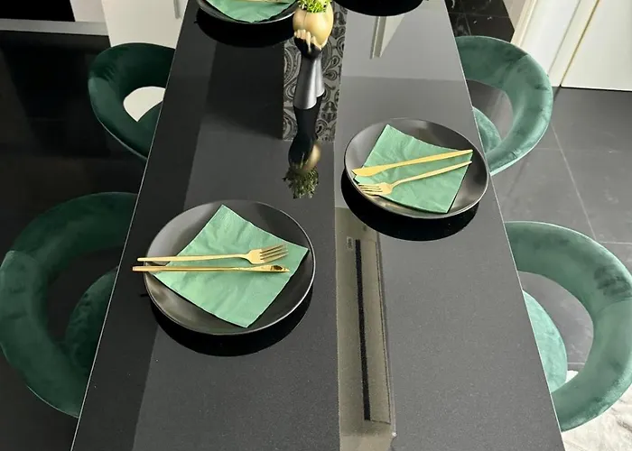 Walter With Self Check-in