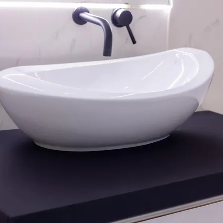 Walter With Self Check-in